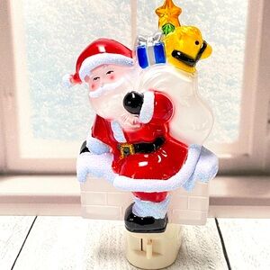 NIB Ashland Santa with Bag of Gifts Swivel Plug In Christmas Night Light 6 Inch